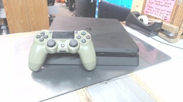 Sony PS4 w/ 1 controller