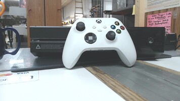Microsoft XBox One w/ One Controller
