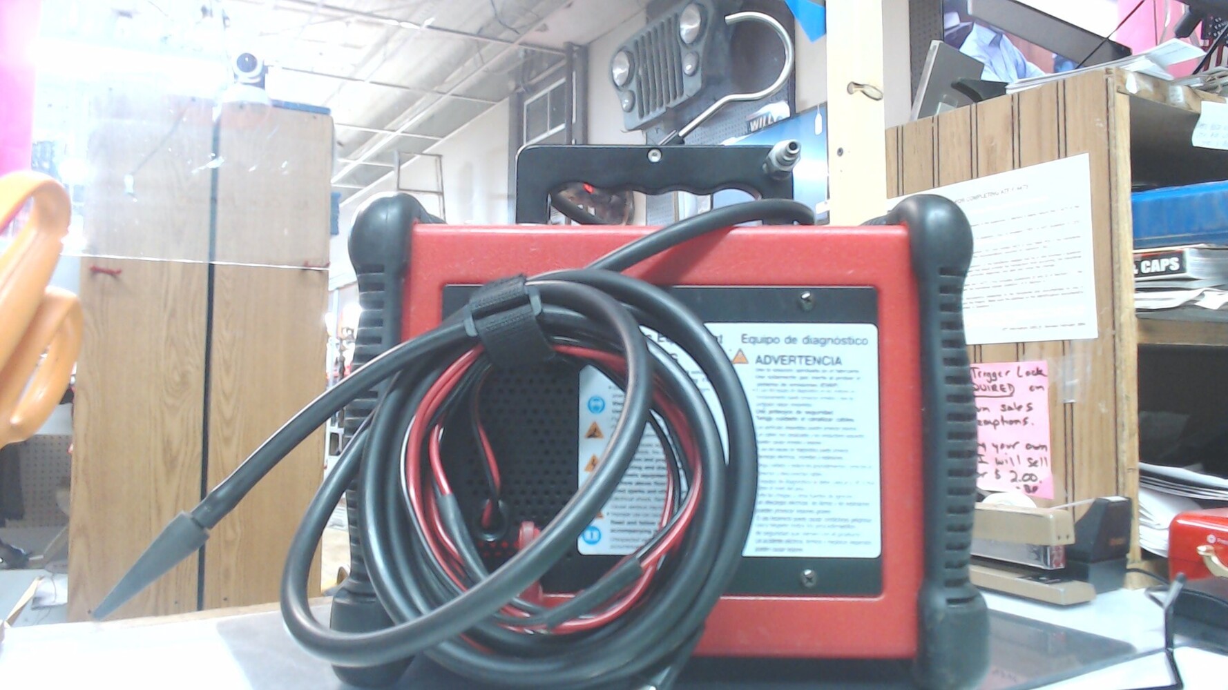 Like New! Snap-On Model: EELD100A Smoke Machine w/ Hose and Nozzle 