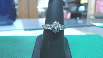10k WG Diamond Cluster Ring, Sz. 7