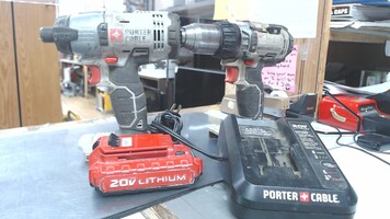 Porter Cable Impact & Drill w/  1 Battery and Charger
