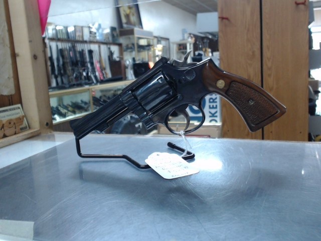 S&W Mod. 15-3 .38 Special REVOLVER. NICE used revolver 4
