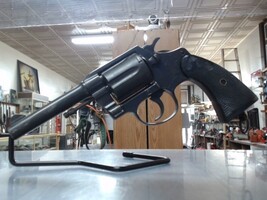COLT POLICE POSITIVE REVOLVER .38 S&W. GOOD CONDITION. RHKP marking on backstrap