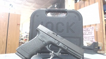 Glock Model: 21 Semi-Auto 45