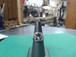 14K YG Purple Stone Ring, Sz 7