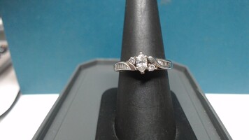 14K YG 1/2 DTW Diamond Ring, Size 8