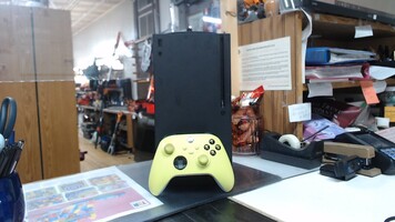 X Box Series X w/ 1 Controller