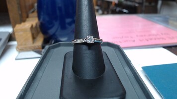 Silver Ring w/ .25 Diamond, Size 9 1/2