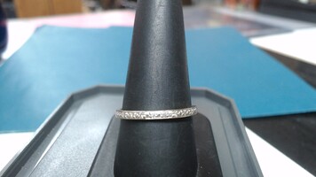 10K YG Diamond Band Size 9 1/2