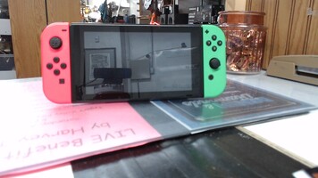 Nintendo Switch Model: HAC-001 w/ Charger