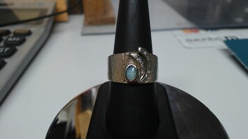 14K YG Opal Ring, Size 8 1/2