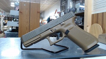Glock Model: 17Gen5 Semi-Auto 9mm, FDE