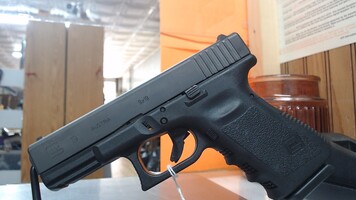 Glock Model: 19 Semi-Auto 9mm