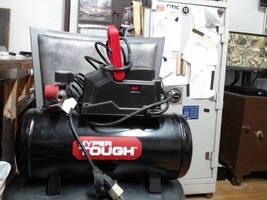 Hyper Tough 3 Gallon Air Compressor w/ Hose