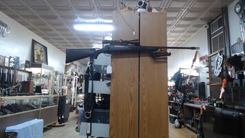 Remington Model: 700 Bolt-Action 30-06 w/ Bi-Pod, Threaded BBL & Scope