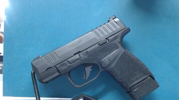 Springfield Armory Model: Hellcat Semi-Auto 9mm