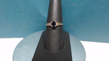 10K YG Sapphire Ring, Size 8